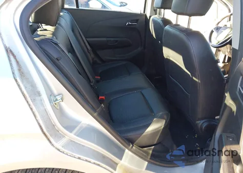 2018 Chevrolet Sonic Premier Auto z USA, uszkodzony, nr VIN 1G1JF5SB5J4132284